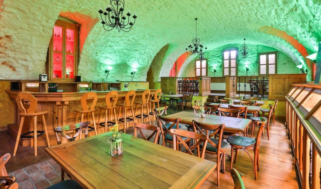 Hotel-Gasthaus "Krone" Boetzingen Esterno foto